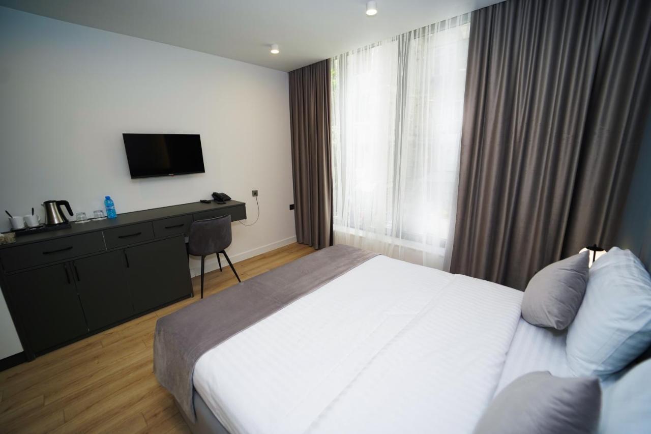 B&M Hotel Jerevan Exteriér fotografie