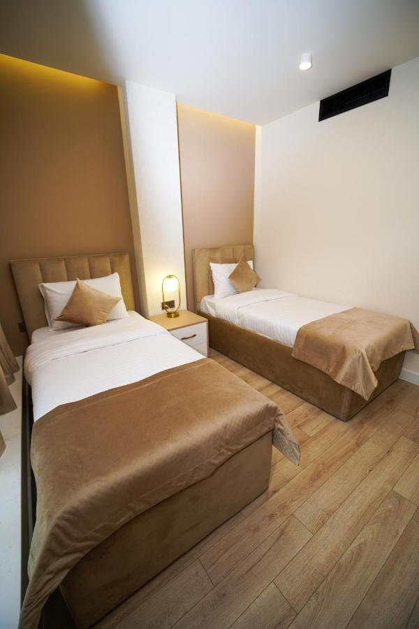 B&M Hotel Jerevan Exteriér fotografie