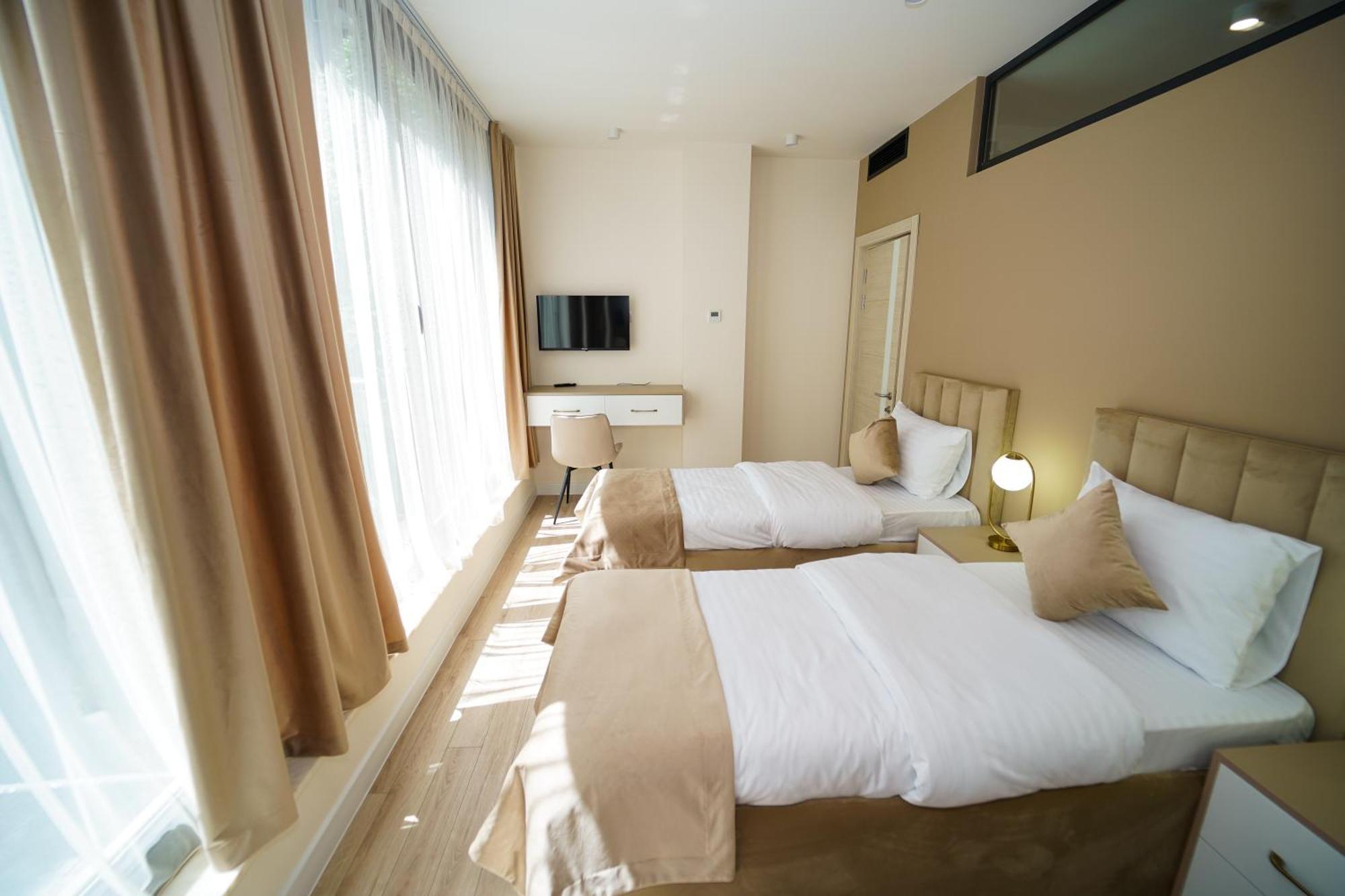 B&M Hotel Jerevan Exteriér fotografie