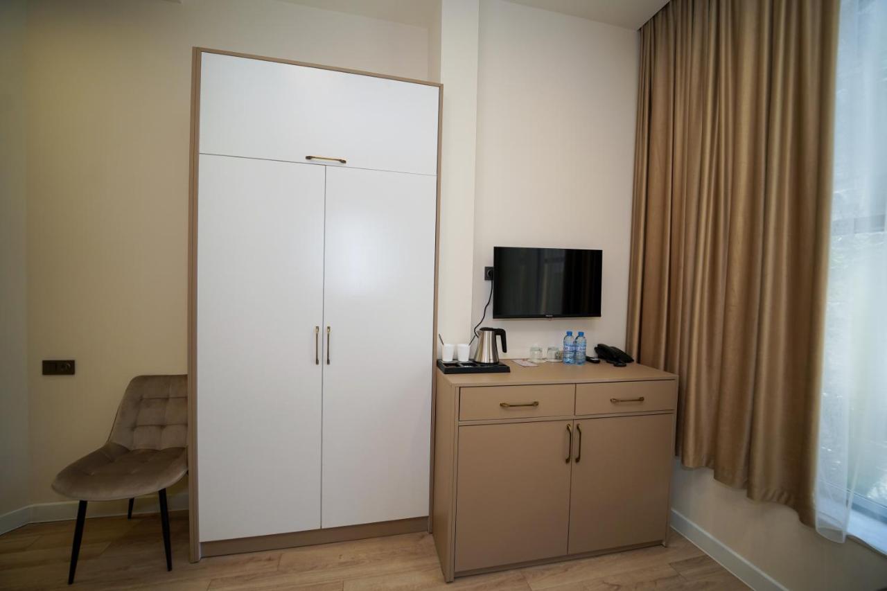 B&M Hotel Jerevan Exteriér fotografie